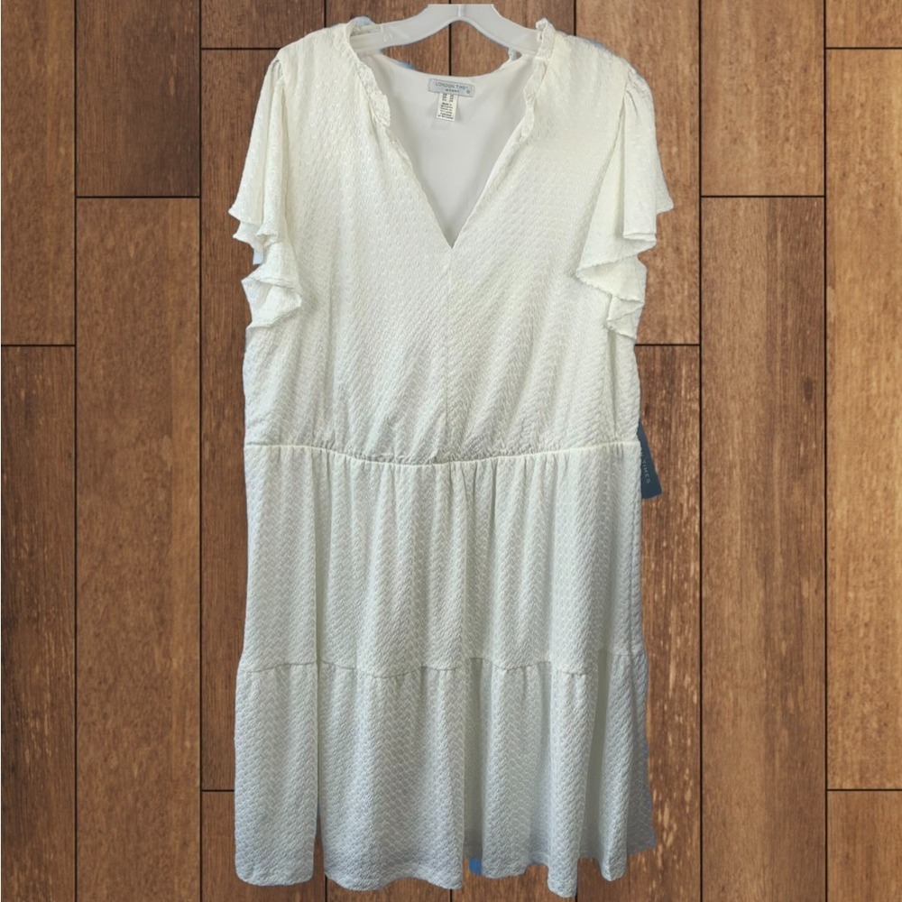 London Times Dress Womens 2X Ivory Tiered Textured Flutter Sleeve V-Neck